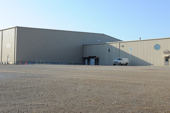 102 N Sundale Rd, Norwich, OH 43767